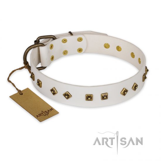 "Snow Cloud" FDT Artisan White Leather dog Collar with Square and Rhomb Studs