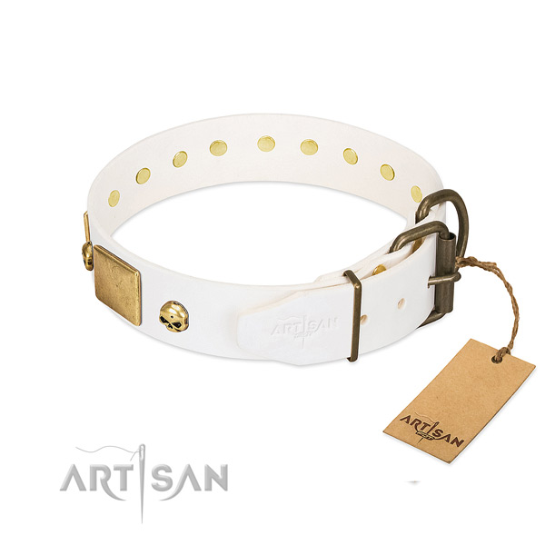 Top notch full grain leather collar made for your doggie